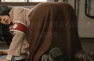晚风掠过,Alina Becker的免费作品《寂静》在合金装备中挣扎着呼吸